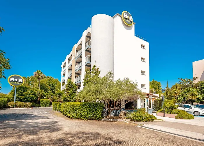 B&B Hotel Hyeres