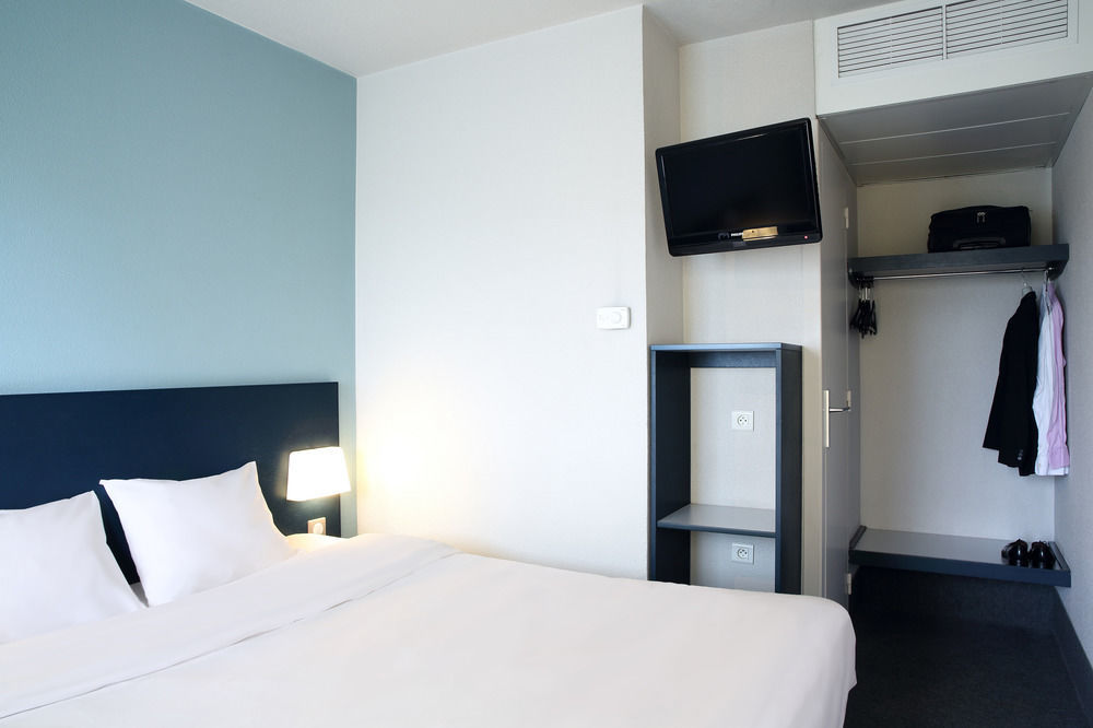 B&B Hotel Hyeres Hotel Hyères