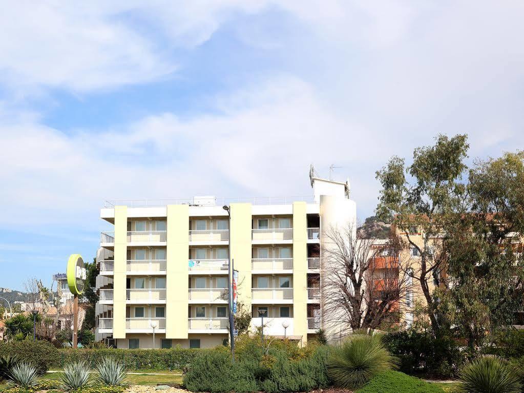 Hotel B&B Hotel Hyeres 2*